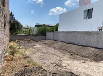 Terreno / Lote , Querétaro · Terreno en Venta en Lomas de Juriquilla de 243 m², Orientación Norte Sur, Frente a Parque Recreativo