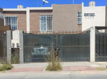 Casa · 127m² · 3 Recámaras · 2 Estacionamientos · Casa en Fracc. Azahares León, Gto.