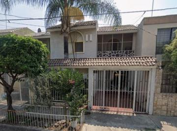 Casa de 3 habitaciones, Guadalajara · Casa en Venta en El Dean ¡Excdelente Oportunidad Propiedad de Recuperaciòn Hipotecaria!