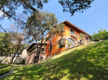 Casa · 794m² · 4 Recámaras · 6 Estacionamientos · Casa en Venta en Fincas de Sayavedra, Atizapán de Zaragoza, Estado de México.