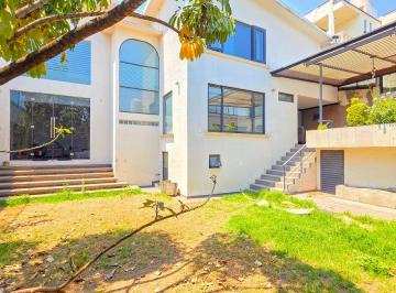 Casa de 3 habitaciones, Naucalpan de Juárez · Magnifica Casa en Satelite con Jardin y Salon de Juegos