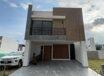 1 · Casa en Venta Puebla La Antigua Cementera con 5 Recámaras