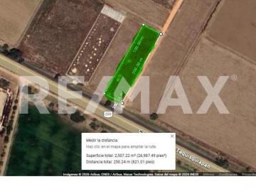 Terreno / Lote · 2500m² · Terreno Predio a Pie de Carretera en Venta - (4)