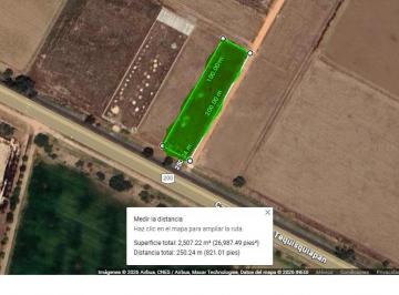 Terreno / Lote · 2500m² · Terreno Predio a Pie de Carretera en Venta - (4)