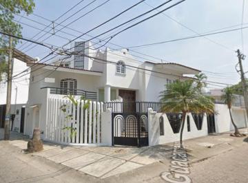 Casa de 5 habitaciones, Puerto Vallarta · Se Vende Casa Las Aralias, Vallarta, Jalisco
