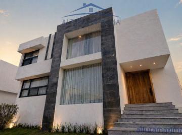 Casa de 4 habitaciones, Zapopan · Lujosa Residencia en Venta Ayamonte Zapopan Jal.
