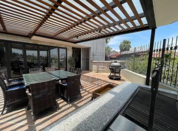 e267666537e3db299ad8061b9ea54c351d2fcb4d3eb1d4aaccd602e5f91ff942 · Casa en Venta en La Herradura – Doble Terreno, Jardín Plano, Gimnasio y Loft