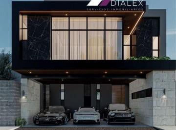 Casa · 754m² · 4 Recámaras · 3 Estacionamientos · Casa en Venta de 4 Niveles y 754 m² - Los Milagros de Valle Alto Carretera Nacional en Monterrey