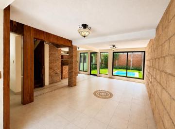 Casa de 4 habitaciones, Naucalpan de Juárez · Casa con Jardin y Terraza en Calle Cerrada Laderas de San Mateo