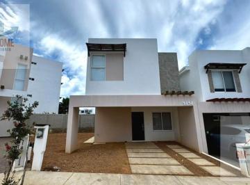 Casa · 135m² · 3 Recámaras · 2 Estacionamientos · Casa en Almarena