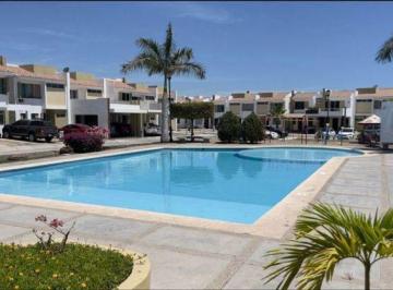 Casa · 250m² · 3 Recámaras · 2 Estacionamientos · Casa Portomolino