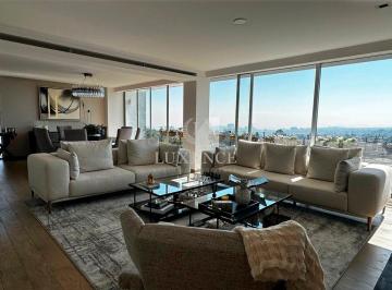 Departamento · 350m² · 4 Recámaras · 3 Estacionamientos · Departamento en Lomas Quebradas en Venta