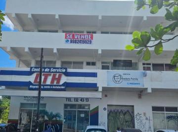 Edificio , Benito Juárez · Edificio Comercial en Venta con 20 Locales Sobre Av Kabah