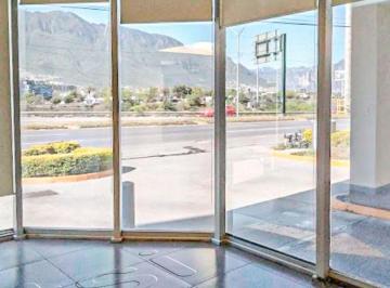 Local comercial , Monterrey · Oficina en Renta en Santa María