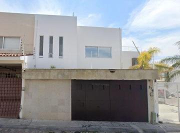 Casa de 3 habitaciones, Querétaro · Venta de Casa en Queretaro Santiago de Queretaro Milenio Lll