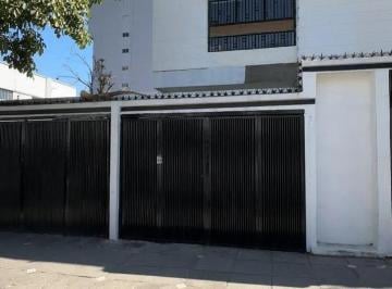 Casa · 272m² · 4 Recámaras · 2 Estacionamientos · Casa en Venta en Col Americana
