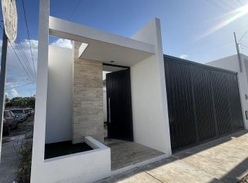 Casa de 4 habitaciones, Mérida · Casa con Paneles Solares en Renta en Merida, Yucatan en Montecristo