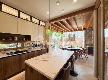 7294334ad2606fb0418646fd92f3e98d2c25e9ebaeecc0a3b6019726c99eb2c6 · Casa de Autor con Exquisitos Acabados