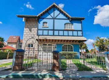 Casa en condominio de 3 habitaciones, Tequisquiapan · Casa Amueblada con Amplio Jardín