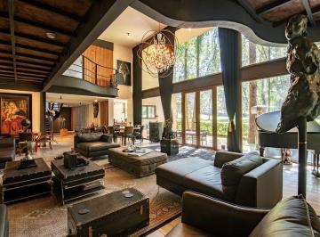 f008a2215bcb6f2fbd5eb5410593f6f3e8691af1ec780cf334a49d715f28ce09 · Venta de Residencia Amueblada en Valle de Bravo