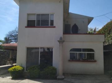 Casa de 3 habitaciones, Cuernavaca · Casa en Renta en La Colonia Lomas de Cortes, Cuernavaca