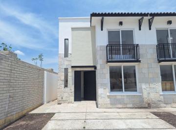 Casa de 3 habitaciones, El Marqués · Casa en Venta Cumbres del Marques