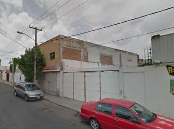 Casa de 3 habitaciones, Puebla · Casa en Venta en Col. Lazaro Cardenas Oriente