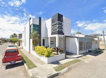 Casa de 3 habitaciones, Tepic · Venta de Casa Tepic Nayarit Lagos del Country