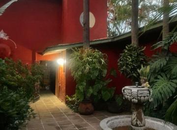 Casa de 3 habitaciones, Cuernavaca · En Palmira Casa con Vigilancia en un Nivel
