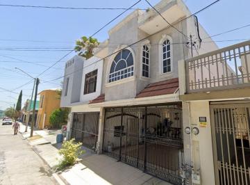 Casa de 3 habitaciones, Apodaca · Venta de Casa Flor de Palma Paseo de Las Palmas IV Apodaca