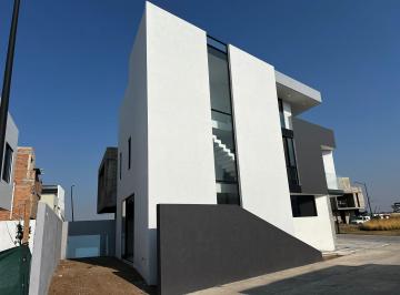 Casa en condominio de 4 habitaciones, Zapopan · Casa en Renta Coto Acacia Parques Vallarta $33,000 4 Recamaincluye Mantenimiento