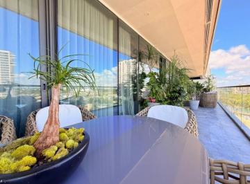 Departamento · 253m² · 3 Recámaras · 2 Estacionamientos · Venta Exclusivo Departamento en Shark Tower - Cancún