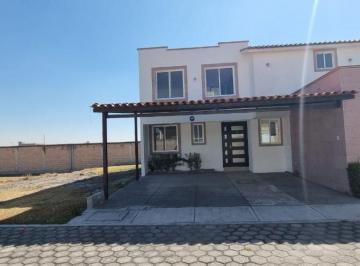 Casa en condominio de 3 habitaciones, Metepec · Casa en Renta en Priv. Lazaro Cardenas en Metepec