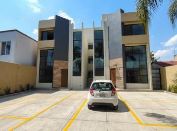 Casa en condominio de 4 habitaciones, Cuernavaca · Preciosa Casa de 3 Pisos Al Norte de Cuernavaca