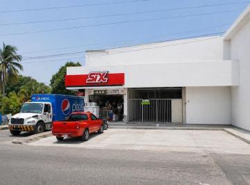 Local comercial · 109m² · 2 Estacionamientos · Local en Renta Col. Las Bajadas, Veracruz, Veracruz