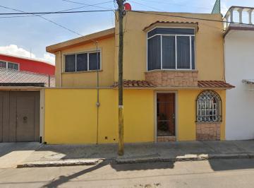 Casa de 4 habitaciones, Texcoco · Casa en Texcoco, Cerca de Alameda Texc, Jardin Municipal, Hospital, Centro Comercial y Vias Rapidas.