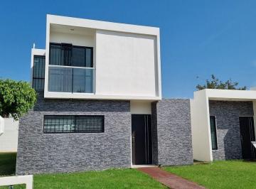 ecb739d998dc5c62545dbdb6717cc283ac4e8f618ca97eb34b127e0b986e69f0 · Casa en Venta de 2 Recámaras, 109 m² Al Norte de Mérida en Las Americas II