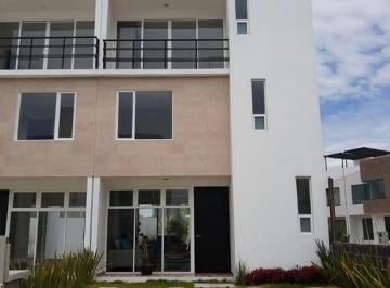 Casa de 3 habitaciones, Pachuca · Casa en Renta en Fraccionamiento El Dorado Residencial, Junto a Novovento