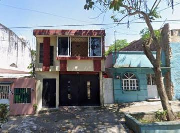Casa de 3 habitaciones, Coatzacoalcos · Casa de 3 Habitaciones en Venta en Coatzacoalcos Centro Coatzacoalcos Veracruz