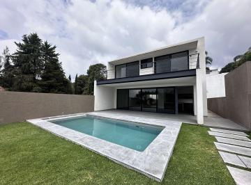 Casa · 297m² · 4 Recámaras · 3 Estacionamientos · Casa en Fraccionamiento Real de Tetela