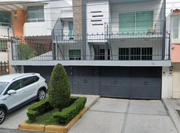 Casa de 4 habitaciones, Naucalpan de Juárez · Venta de Casa en Estado de Mexico Naucalpan de Juarez Ciudad Satelite