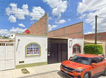 Casa de 3 habitaciones, San Juan del Río · Venta de Casa en Queretaro San Juan del Rio Col Granjas Banthi