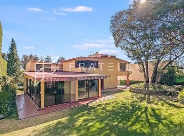 Casa de 4 habitaciones, Atizapán de Zaragoza · Casa en Venta en Club de Golf Vallescondido