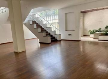 Casa de 3 habitaciones, Alvaro Obregón · Excepcional Casa con 3 Recámaras de 180 m² en Venta en Jardines del Pedregal Estilo Modernista