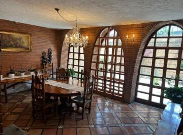 Casa · 280m² · 4 Recámaras · 3 Estacionamientos · Casa - Bosques de Echagaray