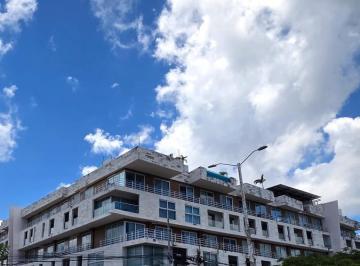 Departamento · 41m² · 1 Recámara · Renta - Estudio - The Gallery - Constituyentes y Av 15 - Centro - Playa del Carmen