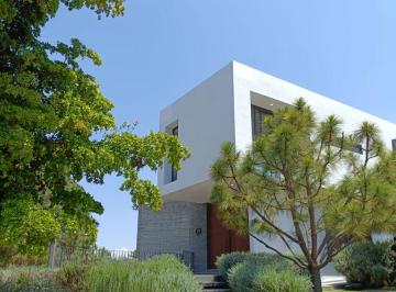 Casa de 3 habitaciones, Zapopan · Magnifica Residencia de Lujo