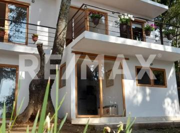 Casa · 331m² · 4 Recámaras · 1 Estacionamiento · Casa en Renta - (4)