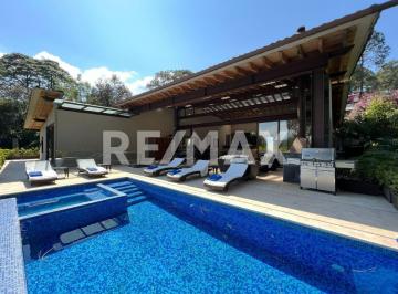 Casa · 1200m² · 6 Recámaras · 6 Estacionamientos · Casa en Venta - (4)