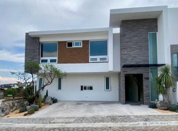 Casa · 240m² · 4 Recámaras · 2 Estacionamientos · Casa en Farasi (Haras Cd. Ecológica)